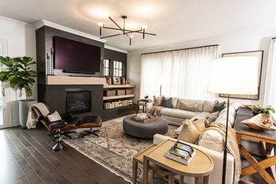 Family room - family room idea in Atlanta