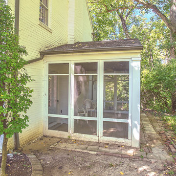 Updated 1930's Colonial Style Home