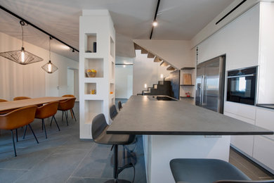 Ispirazione per una cucina minimal