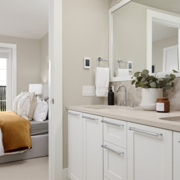 Bathroom - Transitional
