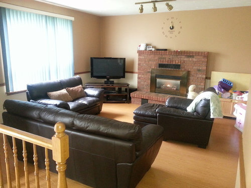 Lifeless family room