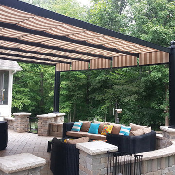 Bungalow aluminum supports with canopies, on wall