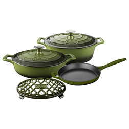 Traditional Cookware Sets by Almo Fulfillment Services
