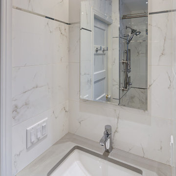 Classic Bath with a Modern Twist