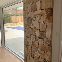 Ranch Irregular Walling / Sandstone Cladding - Wall Cladding & Stone Veneer