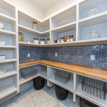 2020 Parade of Homes Stauffer & Sons Construction Warm and Welcoming in the Fore