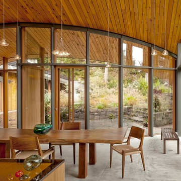 Singing Sands Beach House, South of Cannon Beach