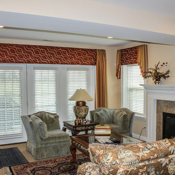 Cornice with Jabots and wood blinds