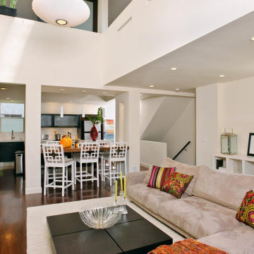 Seaside Contemporary Townhouse