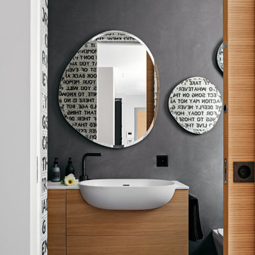 Lo sguardo sul bagno ospiti