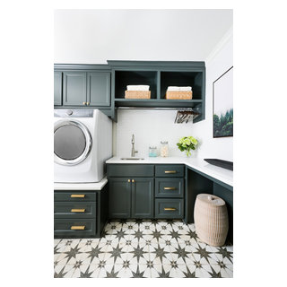 Dunstan - Transitional - Laundry Room - Houston - by LBJ Construction ...