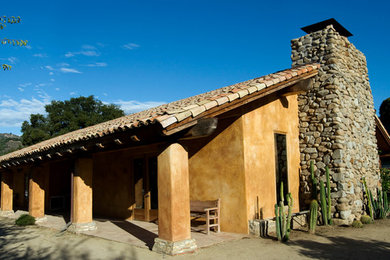 Example of a tuscan exterior home design in San Francisco