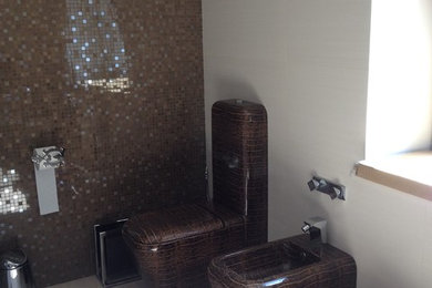 モスクワにあるおしゃれな浴室の写真