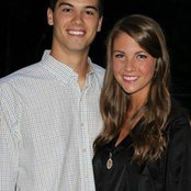Allie Holcomb's photo