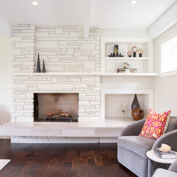 Yarrow Point: Modern Great Room