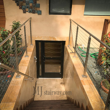 Residential cable railing system