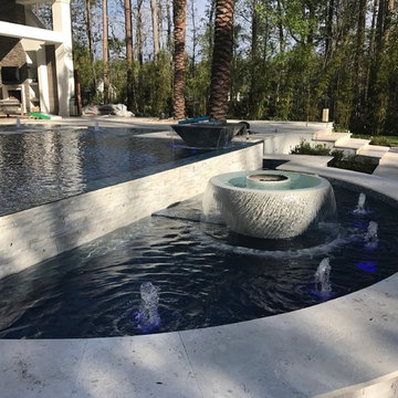 367 - Luxurious Pool with Fire Balls and Infinity Edge