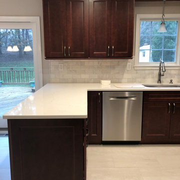 HIbiscus Lane kitchen