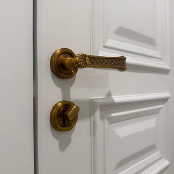Royal collection White Enamel 9833