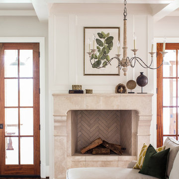 Bold and Beautiful in Braes Heights: Living Room