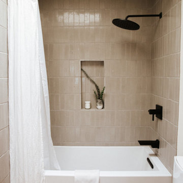 Zuhause Glazed Thin Brick Guest Bath