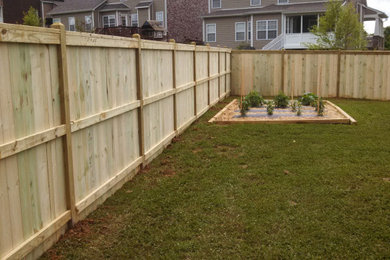 Cap and Trim with Raised Posts Fence