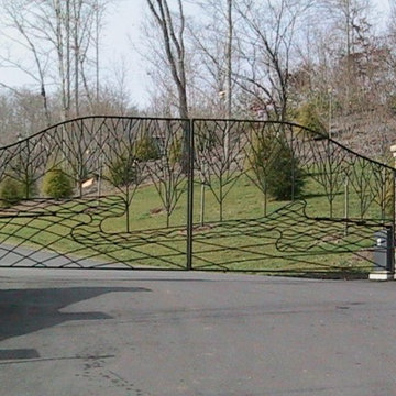 Custom Driveway Gates and Entrance Design