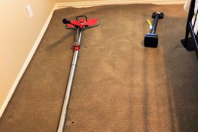 Carpet Stretching with a Power Stretcher