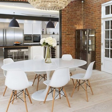 Tulip Table collection