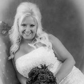 Janel Showers's photo
