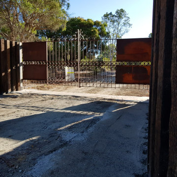 Wandi - entry statement, gates, and fencing
