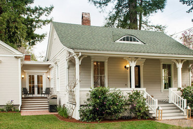 Example of a classic exterior home design in San Francisco