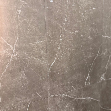 Jamaica Waterfront Bathroom – Sarasota Coastal Modern