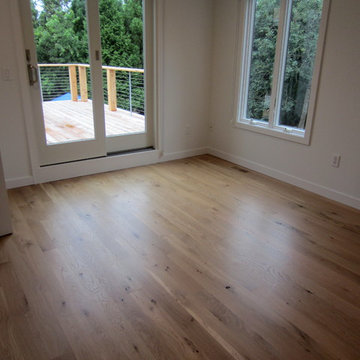 AMAGANSETT: 4" SOLID COUNTRY GRADE WHITE OAK INSTALLED /FINISHED NATURAL