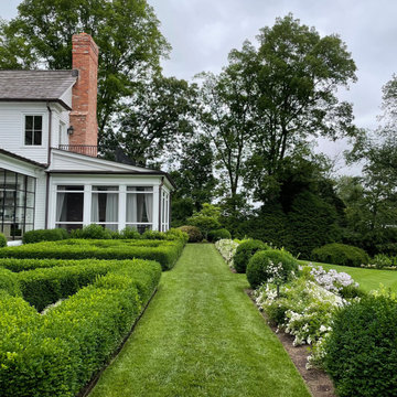 Parterre and Perennial Border