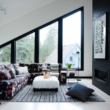 ALPINE NOIR CHALET : GOVERNMENT CAMP, OREGON