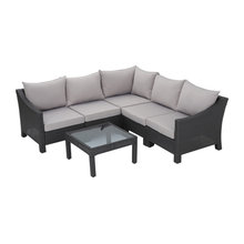 Crimson patio