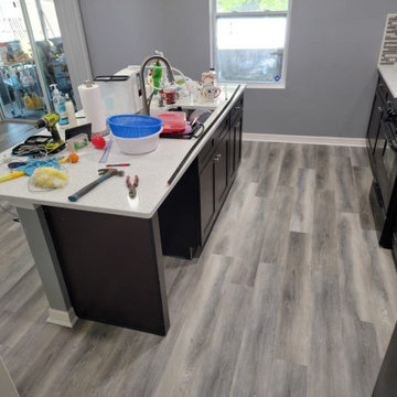 LVP / Luxury Vinyl Plank (+Stairs)