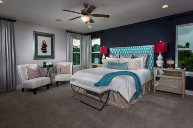 Inspiration for a contemporary bedroom remodel in Tampa