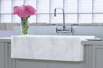 Inspiration for a timeless bathroom remodel in Chicago