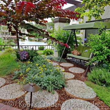 Condo Garden, San Diego, (established)