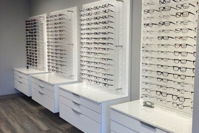 opticians fit out