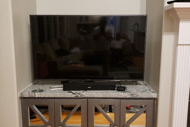 Example of a minimalist living room design in Houston