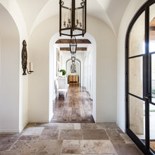 ceiling/ wall detail