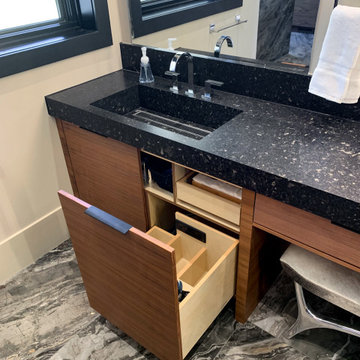 Powered Styling Station