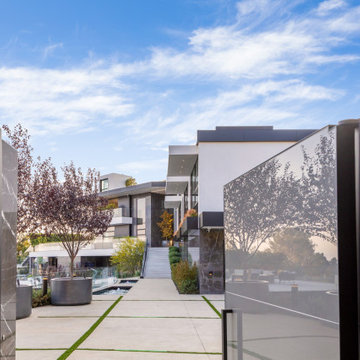 Summitridge Drive