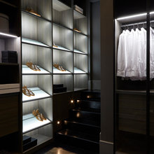 walk in wardrobe