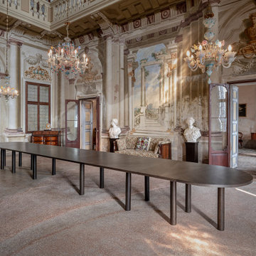 La Famiglia 0.1 dining table