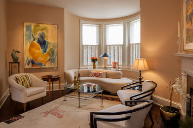 This is an example of a transitional living room in DC Metro.