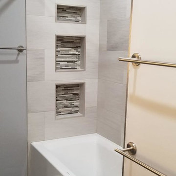 Guest Bath - Santa Clara